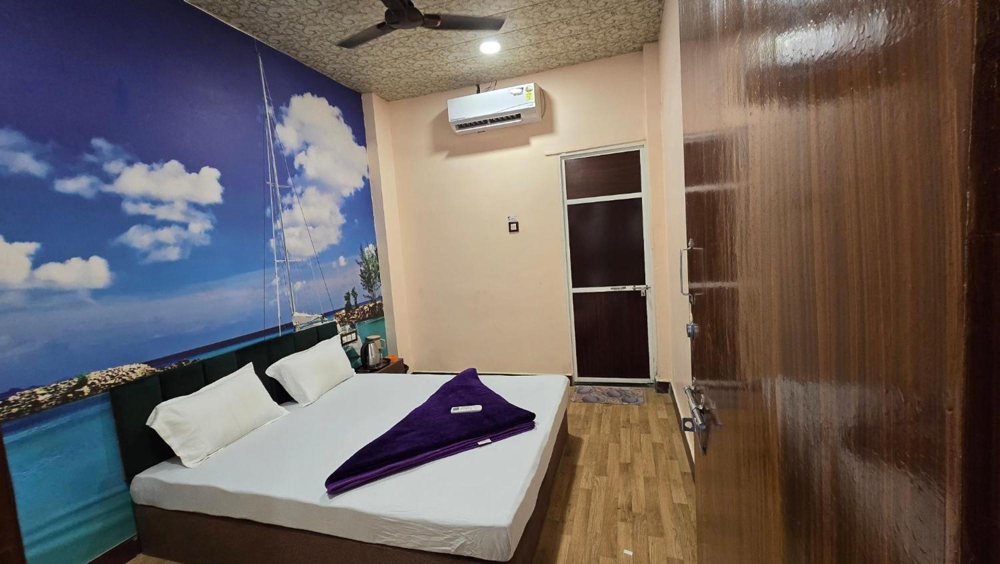 Hotel Maheshwari Green'S Удджайн Екстер'єр фото